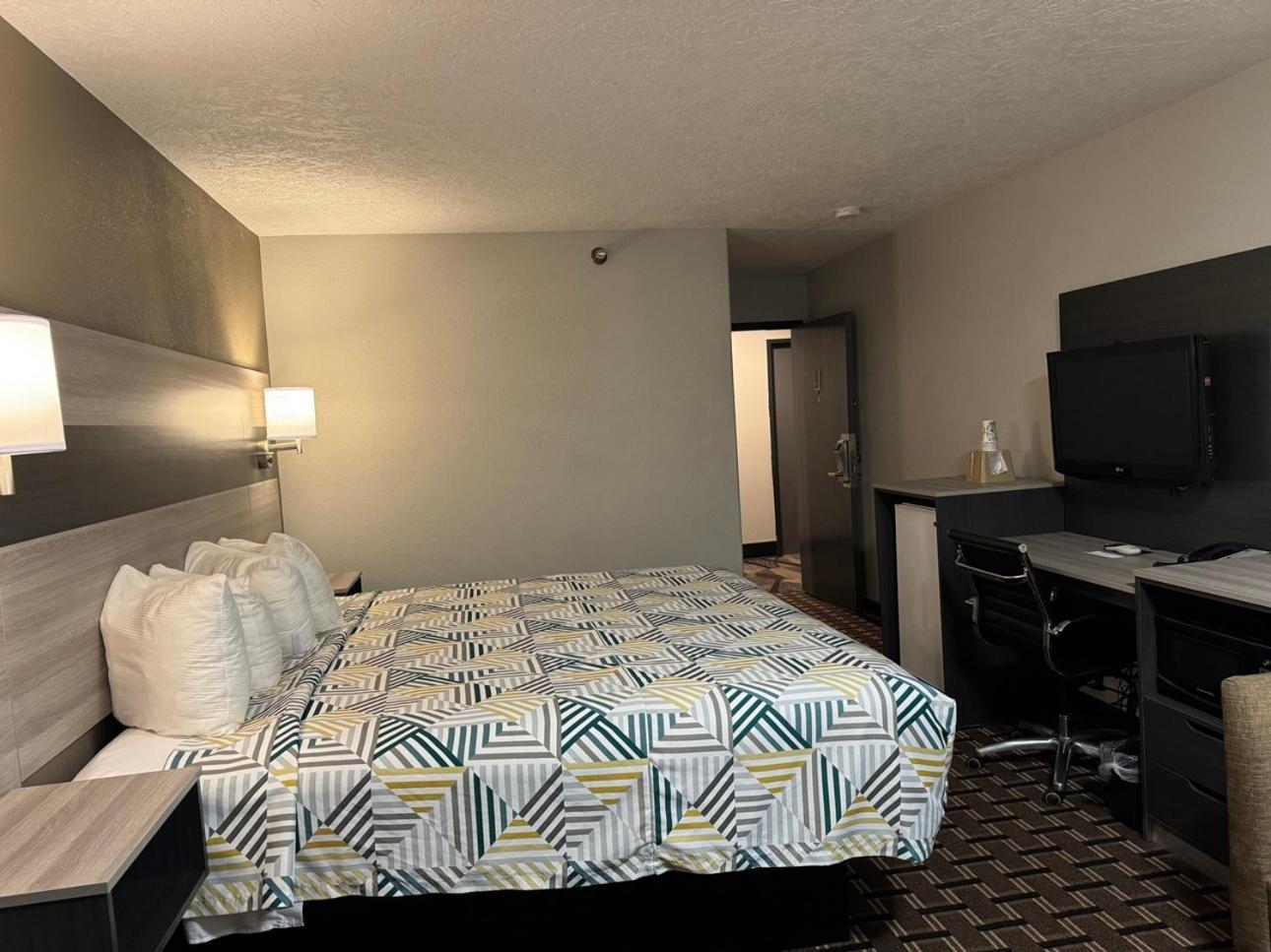 6 North Sioux City, Sd I 29 North Hotel
